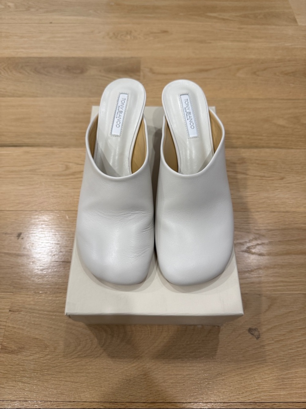 Tony Bianco White Logo Shoe Box